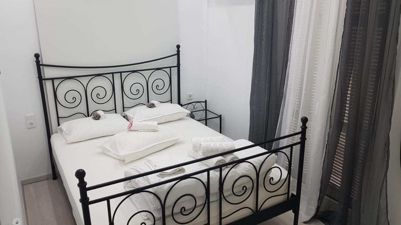 Konstantinos'S Luxury Apartment Tesalonika Bagian luar foto