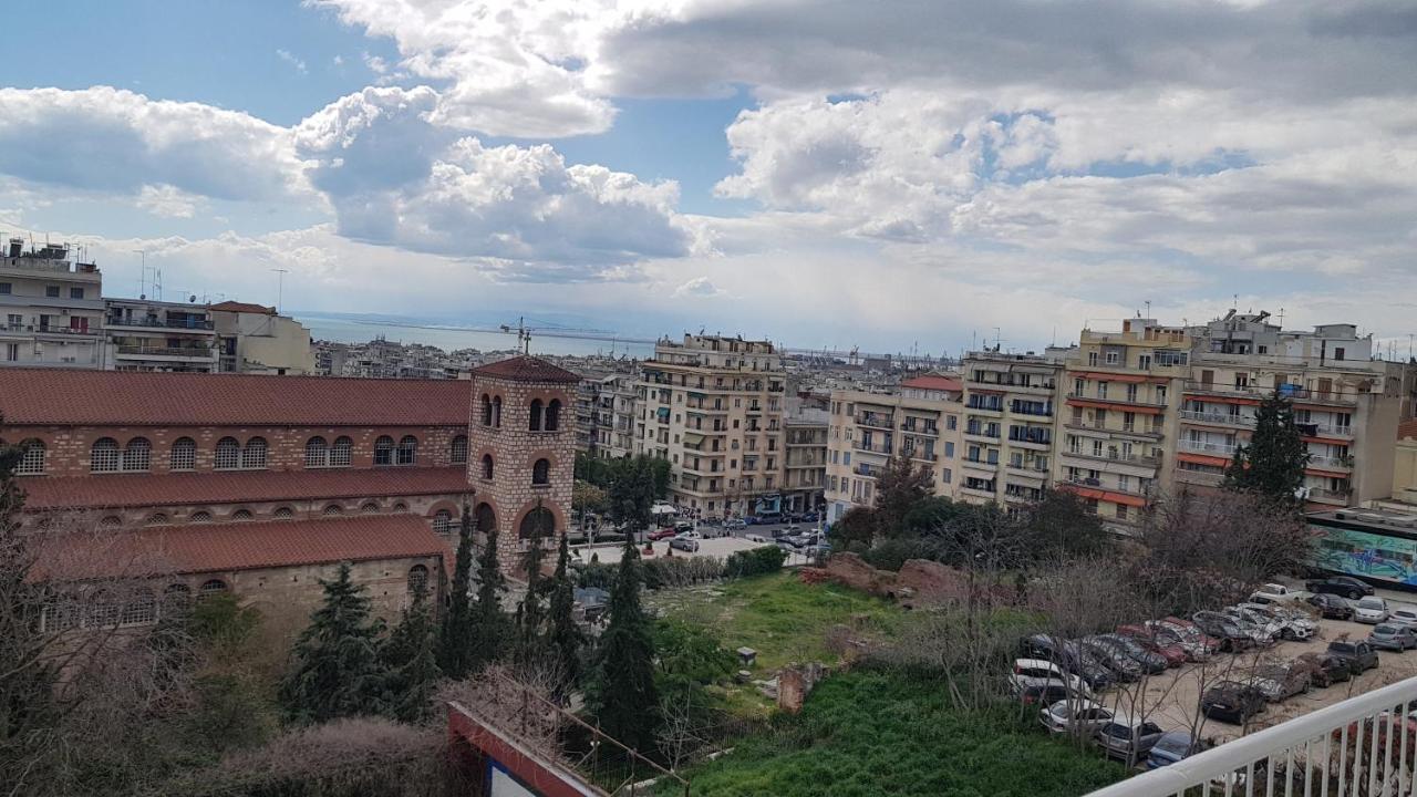Konstantinos'S Luxury Apartment Tesalonika Bagian luar foto