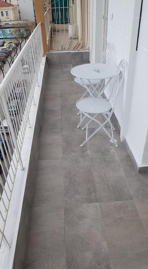 Konstantinos'S Luxury Apartment Tesalonika Bagian luar foto